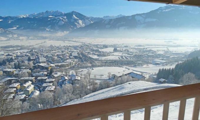 Zell am See Apartment | 72 m² Apartment ∙ 2 bedrooms ∙ 6 guests