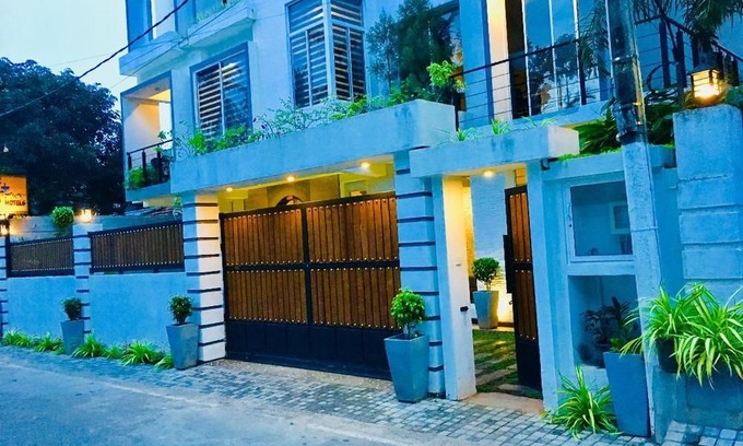 Kudapaduwa Hotel | 8 Plus Motels
