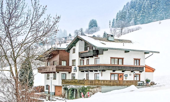 Schwaz Apartment | 80 m² Apartment ∙ 2 bedrooms ∙ 5 guests