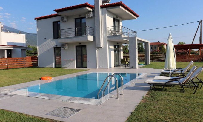 Skotina House | 80 m² House ∙ 2 bedrooms ∙ 5 guests