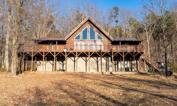 Pinnacle Cabin | A Sauratown Mountain Getaway