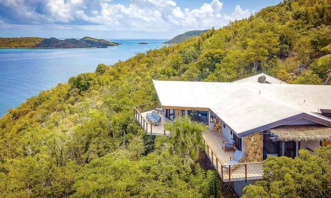 North Sound Villa | A stunning two-bedroom villa overlooking Leverick Bay