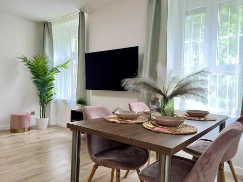 Old Town Apartment | ADM Luxe Apartment