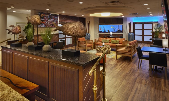 Western Honolulu Hotel | Airport Honolulu Hotel, Trademark Collection by Wyndham