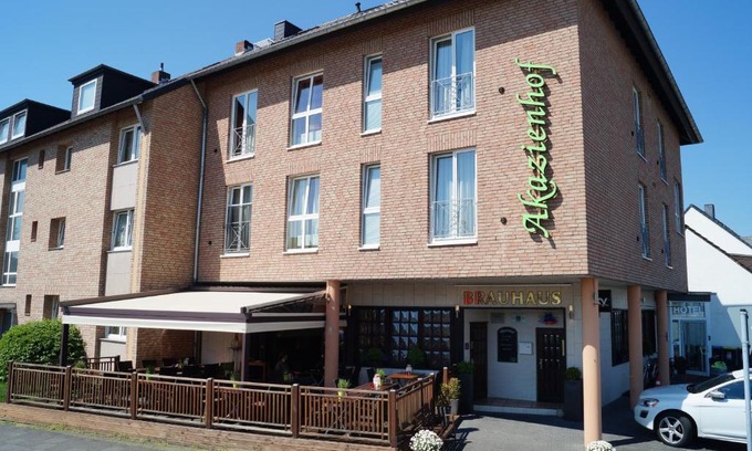Grengel House | Akazienhof Hotel & Brauhaus