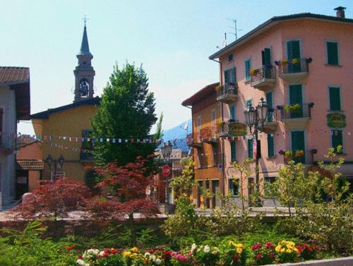Fino del Monte Hotel | Albergo Centrale