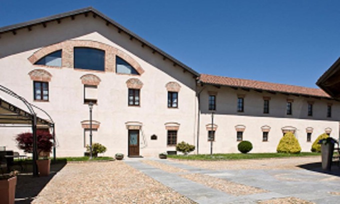 Pollenzo Hotel | Albergo La Corte Albertina