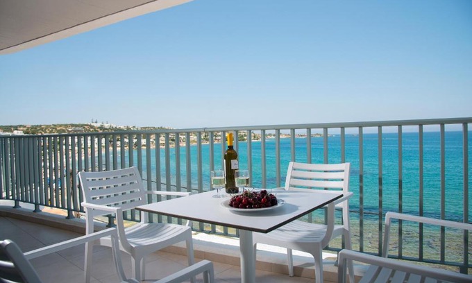 Limenas Chersonisou Hotel | Alia Beach Hotel by Estia