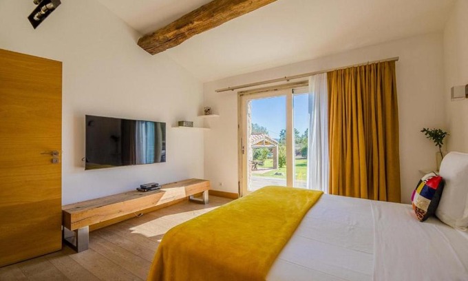 Chateau-d'Olonne Apartment | All recently renewed with clear parquet and modern lighting