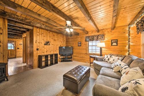 Greenville Junction House | All-Season Sanctuary Steps to Moosehead Lake