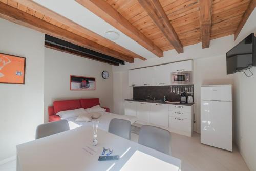 Dorsoduro Apartment | Alla Corte
