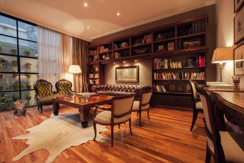 Ciudad Vieja Hotel | Alma Histórica Boutique Hotel