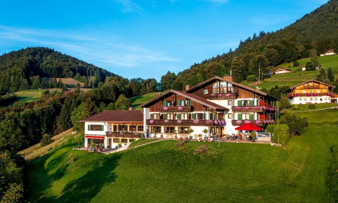 Oberau Hotel | Alpenhotel Denninglehen