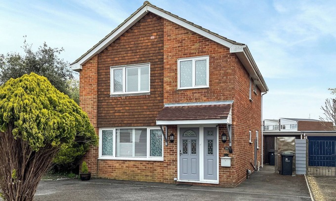 Gosport Cottage | Alverstoke Seaside Cottage