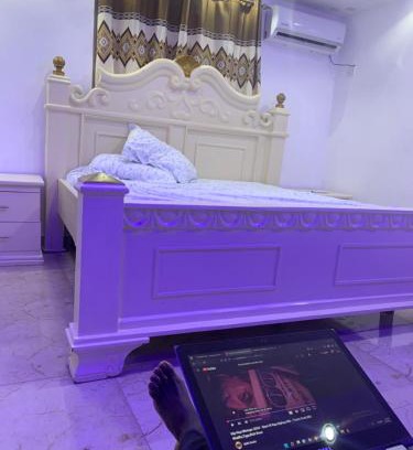 Freetown Apartment | ALZO VIP LODGe