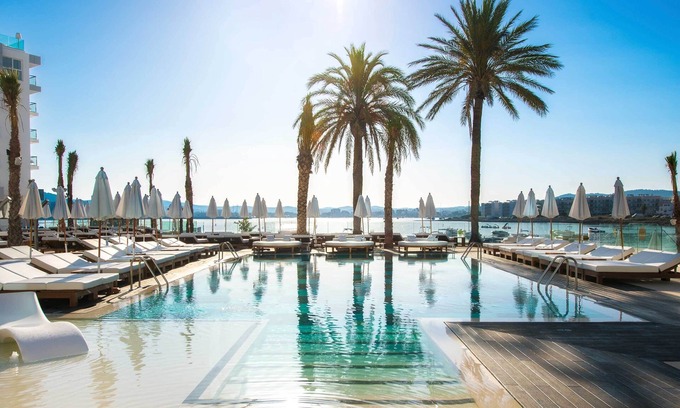 San Antonio Bay Hotel | Amàre Beach Hotel Ibiza - Adults Recommended