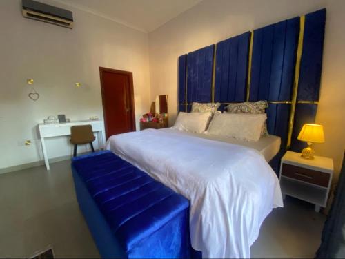 Oyster Bay House | Amazing home stays 3