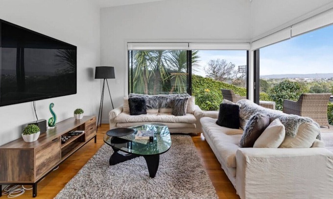 Auckland Cottage | Amazing Western Springs position