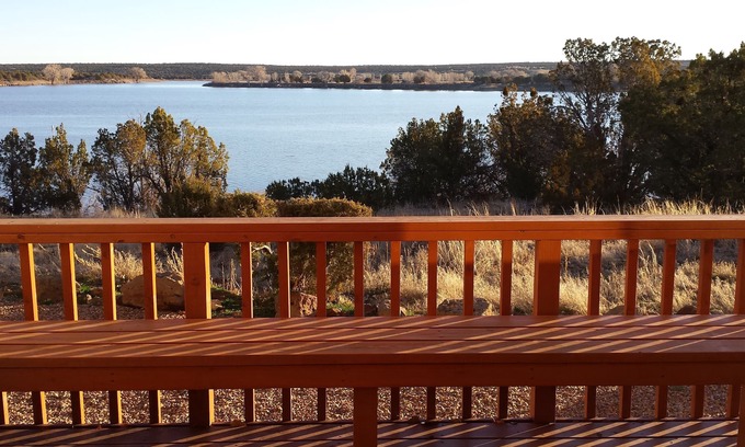 Show Low House | Amazing White Mountain Lake Townhome- 300 acre Private Lake outside Show Low, AZ