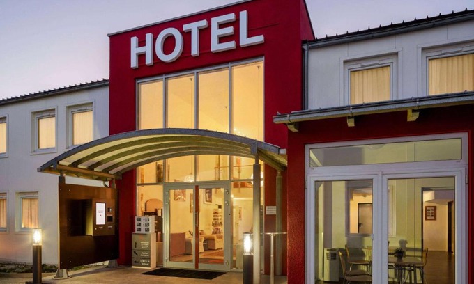 Sattledt Hotel | Amedia Express Sattledt, Trademark Collection by Wyndham