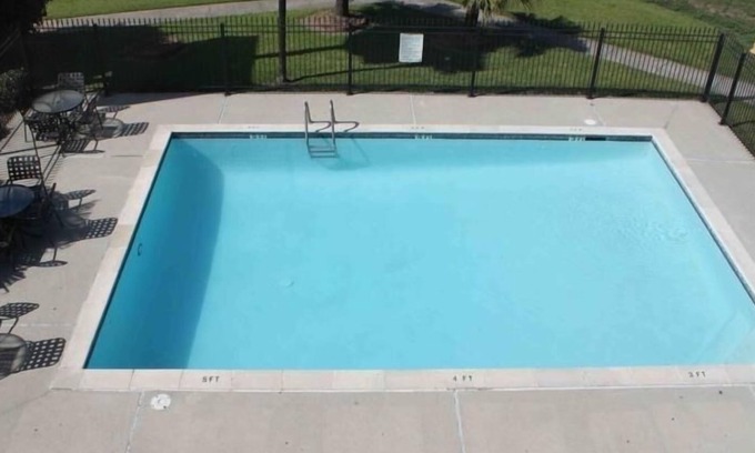 Lafayette Hotel | Americas Best Value Inn Lafayette
