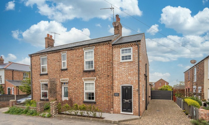 Winterton-on-Sea Cottage | Amity House | Winterton Cottages