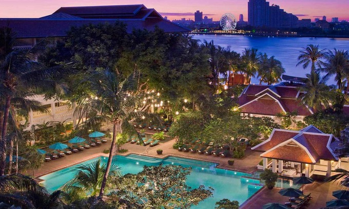 Samre Hotel | Anantara Riverside Bangkok Resort