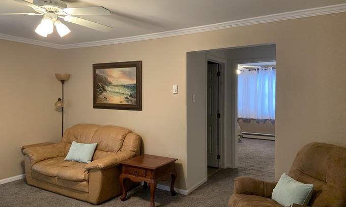 Anglesea Apartment | Anglesea Escape - Easy walk to Scenic Seawall, Beaches, Restaurants and Bars!