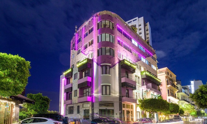 Gemmayzeh Apartment | Anoor 1-BR Apt in Gemmayze W/Balcony & 24/7 Power