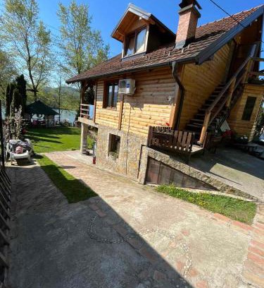 Ljubovija Cabin | Apartman "Kapetana luka"