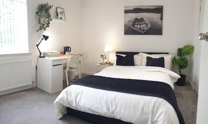 Barnsley Apartment | Apartment 2 at Tropicana House