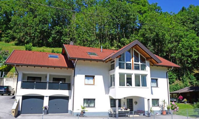 Wenns Apartment | Apartment ∙ 5 bedrooms ∙ 10 guests