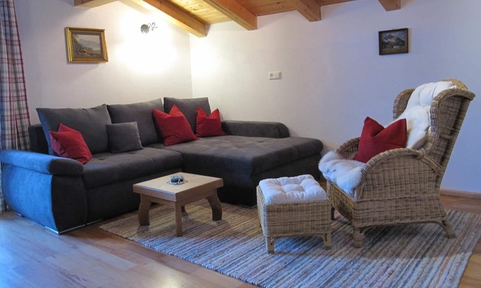 Bichl Apartment | Apartment Apfelbaum for 2 persons with balcony, TV, kitchen, 52 sqm