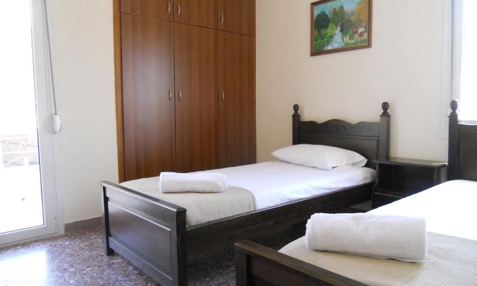 Kalyves Apartment | Apartment Elissavet