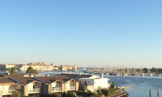 Cap d'Agde Apartment | Apartment for 6 persons in the heart of the marina