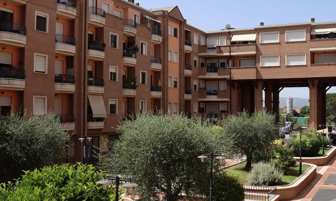 Santa Maria degli Angeli Apartment | Apartment In Assisi With Balcony
