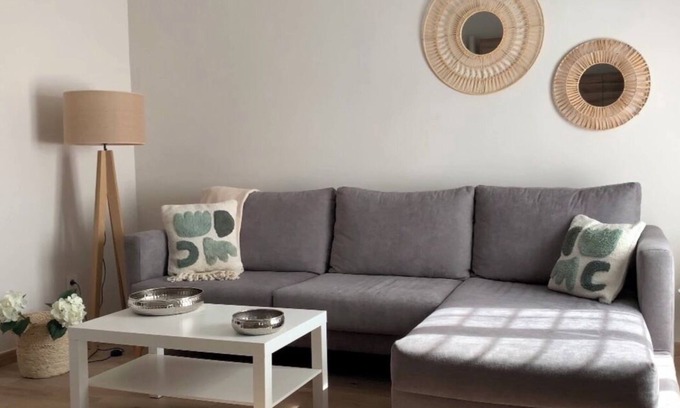 La Malva-rosa Apartment | Apartment in Malvarrosa beach: Ones de mar