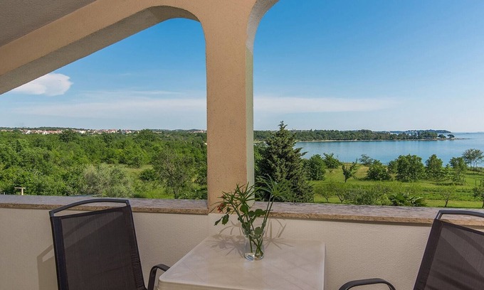 Cervar Apartment | Apartment Saladinka II with sea view 100 m from the beach for 2 persons, near Porec