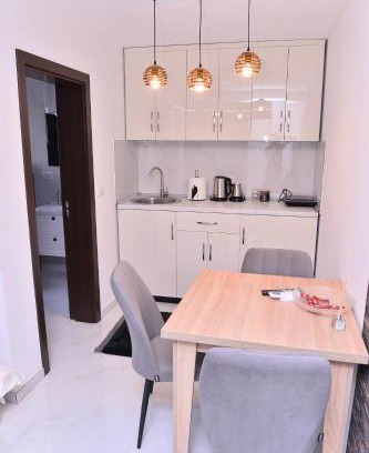Sjenica Apartment | Apartments Kayaville