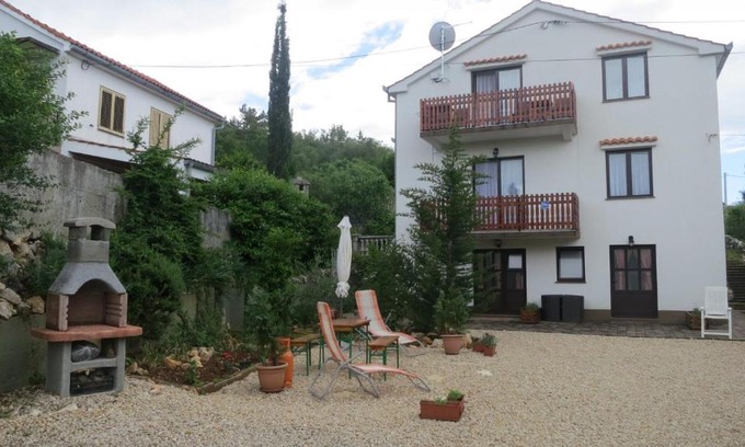 Soline Apartment | Apartments with a parking space Soline, Krk - 18787