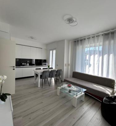 Luino Apartment | Appartamento Rajmonda