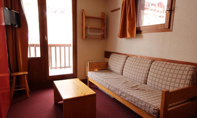 Vallandry Apartment | Appartement 2 pièces proche pistes avec balcon et TV à Vallandry - FR-1-411-285