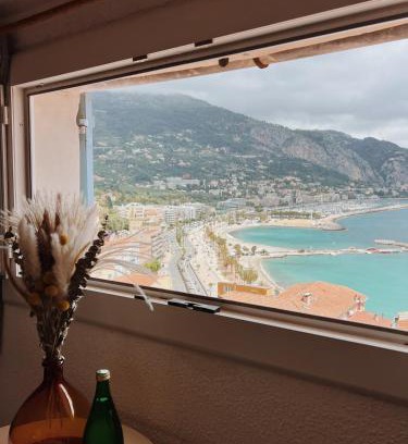 Old Town Apartment | Appartement 2 pièces vue mer dans le quartier historique de Menton