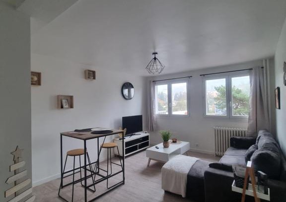 Aurillac Apartment | Appartement Aurillacois