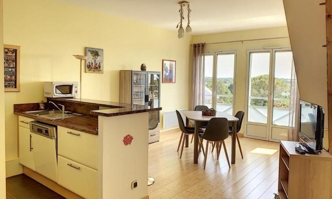 Carolles Apartment | Appartement Carolles, 3 pièces, 4 personnes - FR-1-361-352
