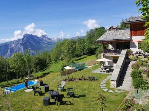 Valmeinier Apartment | appartement en chalet individuel sauna piscine