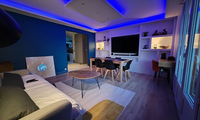 5th Arrondissement Apartment | Appartement Design, 3 Chambres Proche Lyon