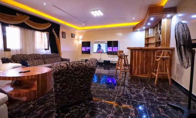 Adetikope Villa | Appartement Nika