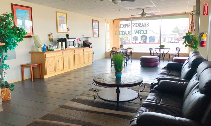 Richfield Hotel | Appletree Inn