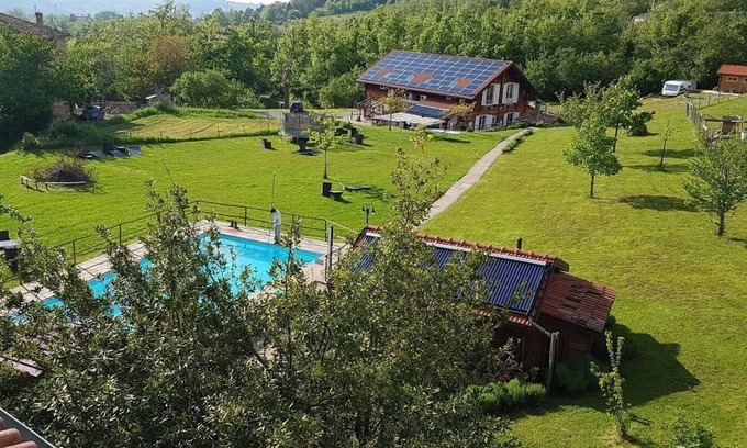 Madonna Dei Fornelli Apartment | Apt w2 in woodhouse first level